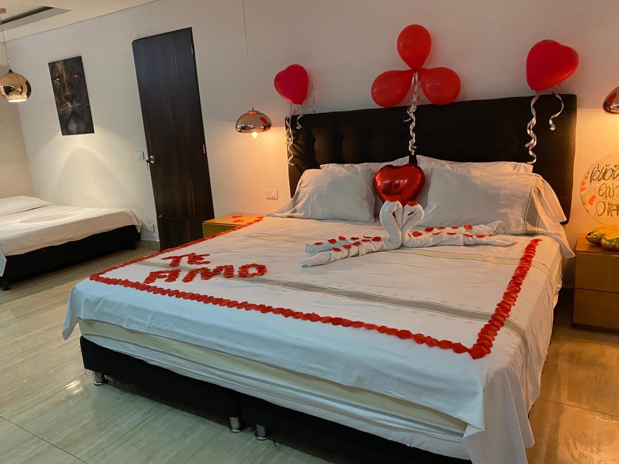 Hotel Deluxe Oasis De La Colina Girardot Bagian luar foto