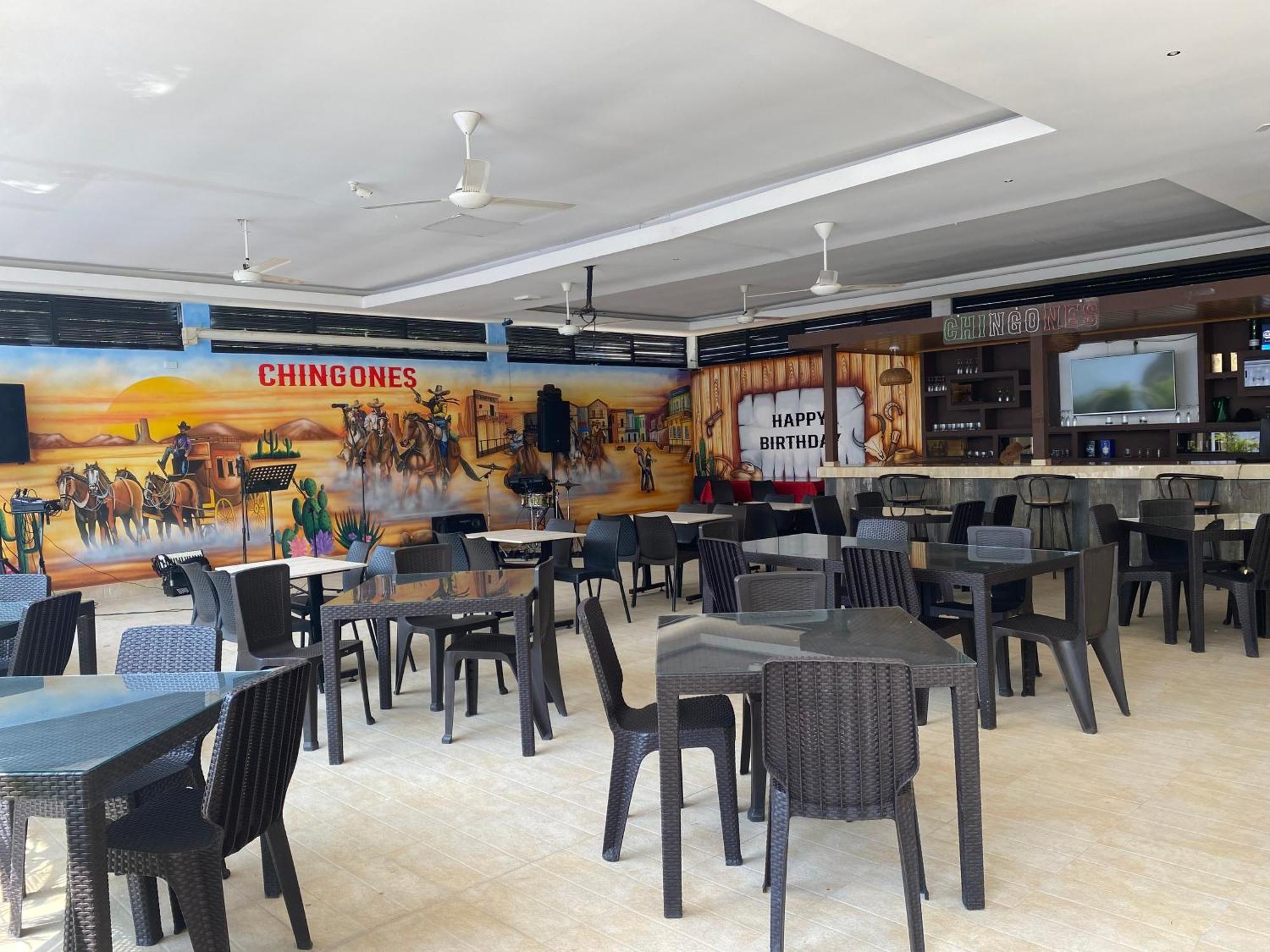 Hotel Deluxe Oasis De La Colina Girardot Bagian luar foto