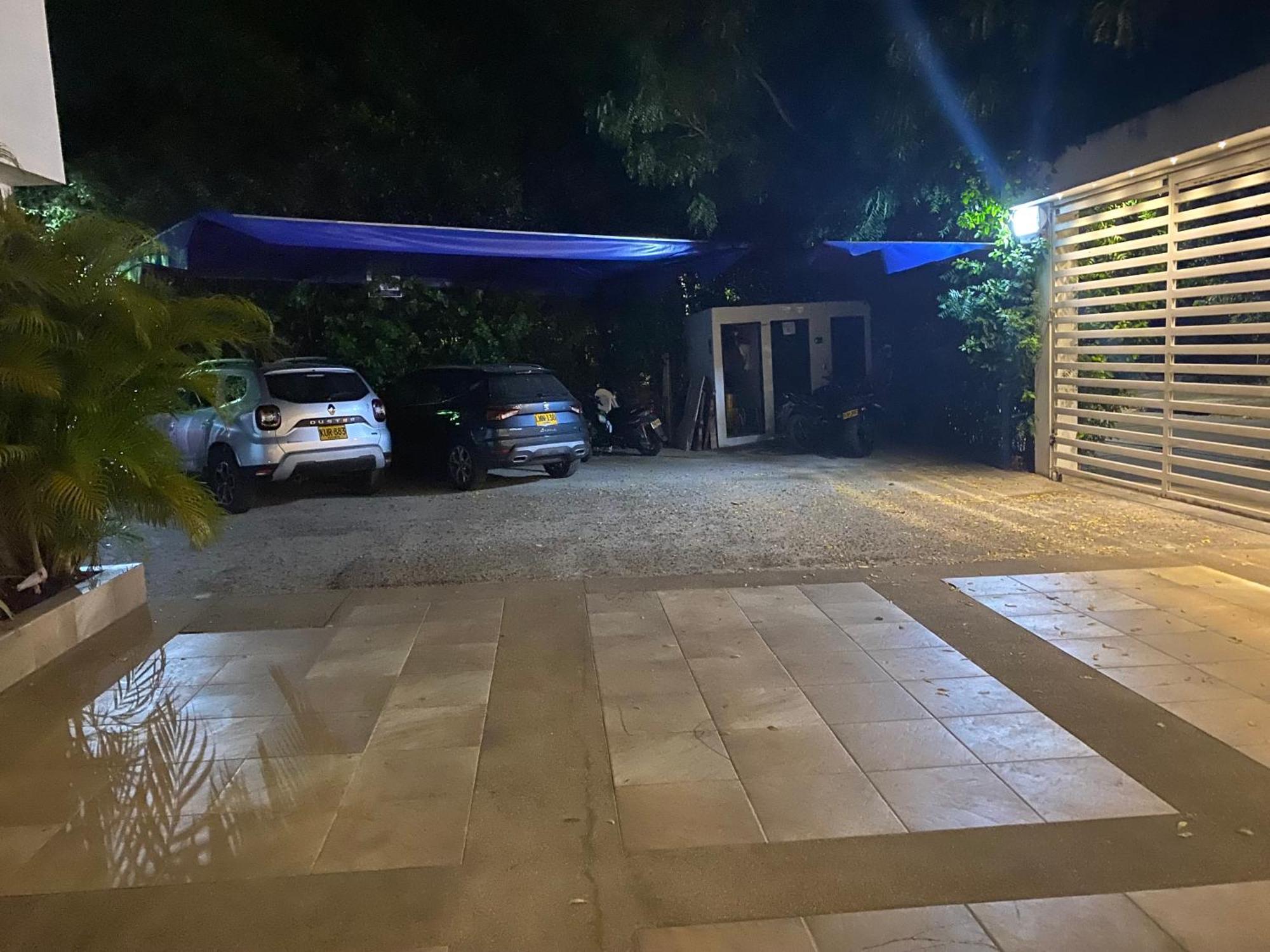 Hotel Deluxe Oasis De La Colina Girardot Bagian luar foto