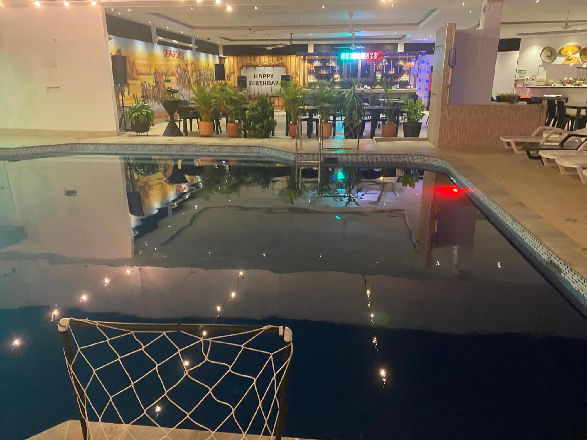 Hotel Deluxe Oasis De La Colina Girardot Bagian luar foto