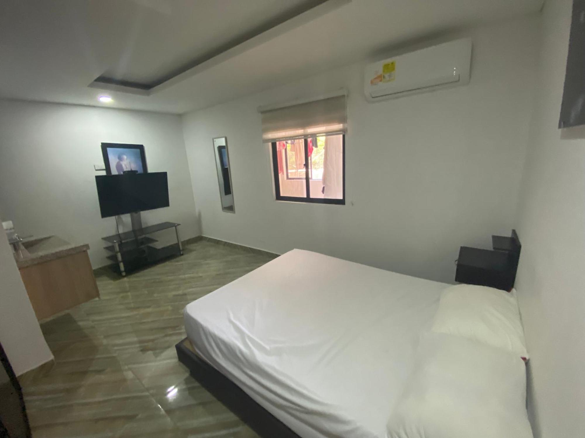 Hotel Deluxe Oasis De La Colina Girardot Bagian luar foto